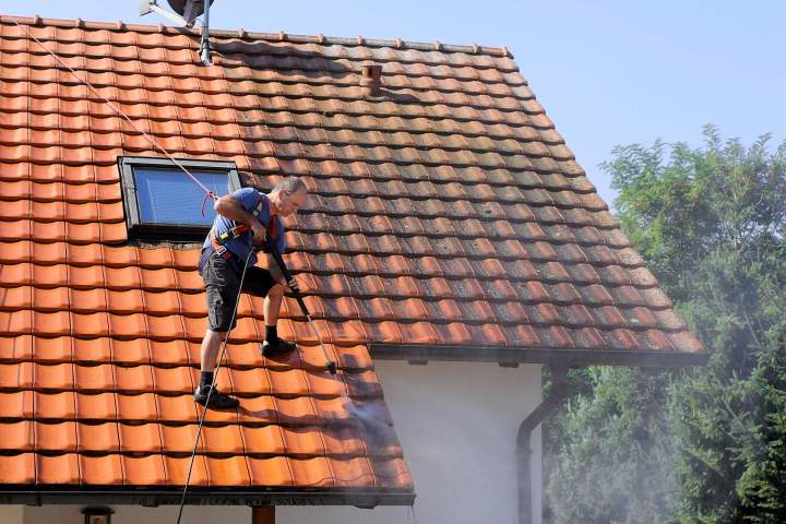 Nettoyage de toiture Cosnes-et-Romain